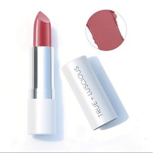 True + Luscious super moisturizing lipstick
